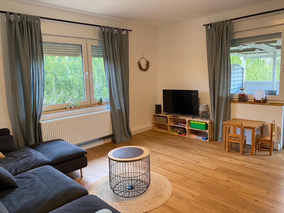 Ferienhaus Sieglinde Mit Deichblick Emden Exterior foto